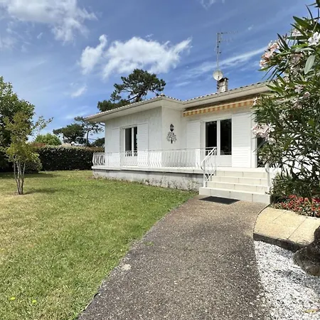 Confort Proche Du Port Holiday home *